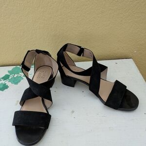 Naturalizer Women's Black Strappy Sandals